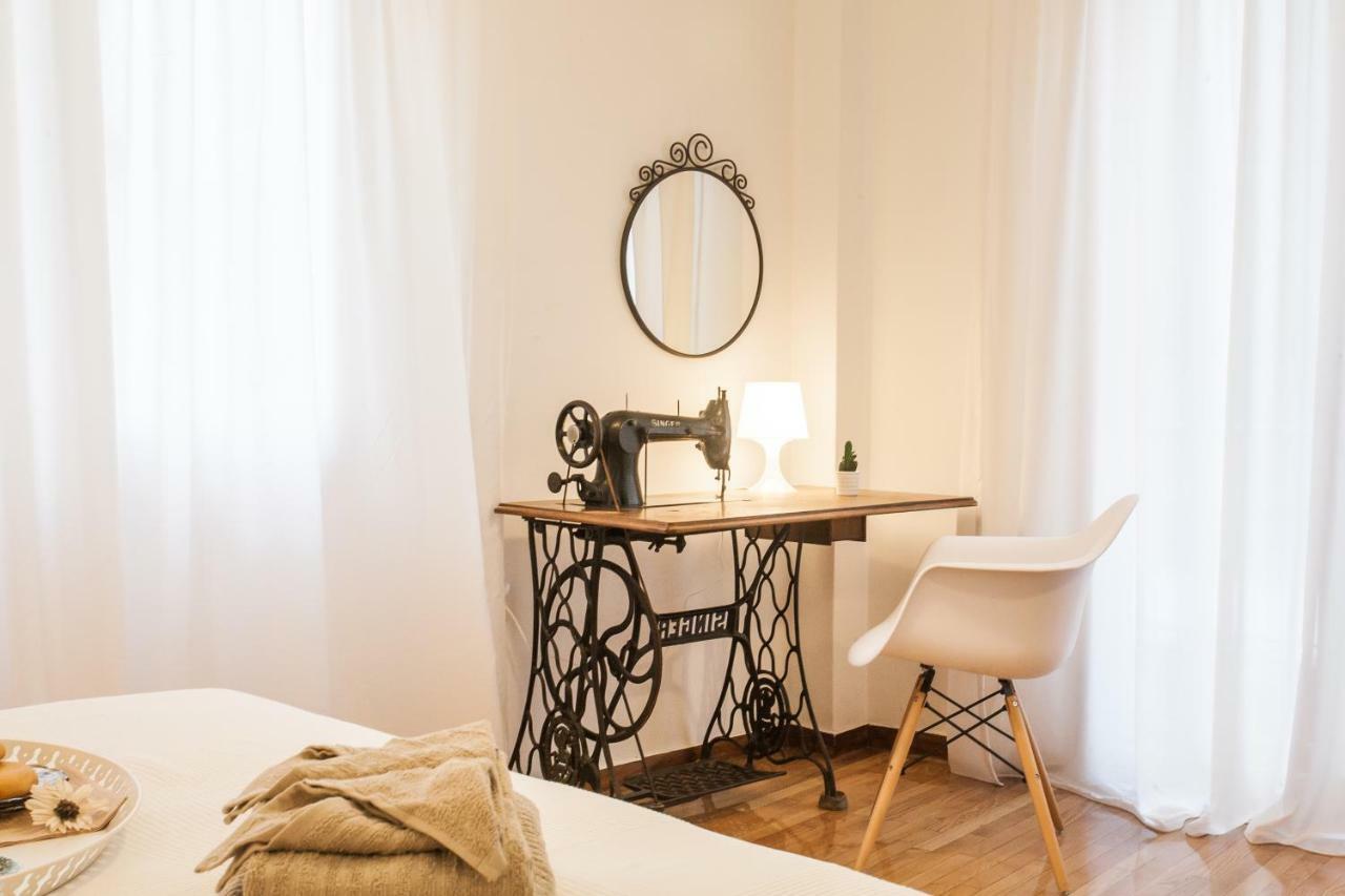 Classy And Stylish Private Apartment At Acropolis Museum Metro Station Athén Kültér fotó