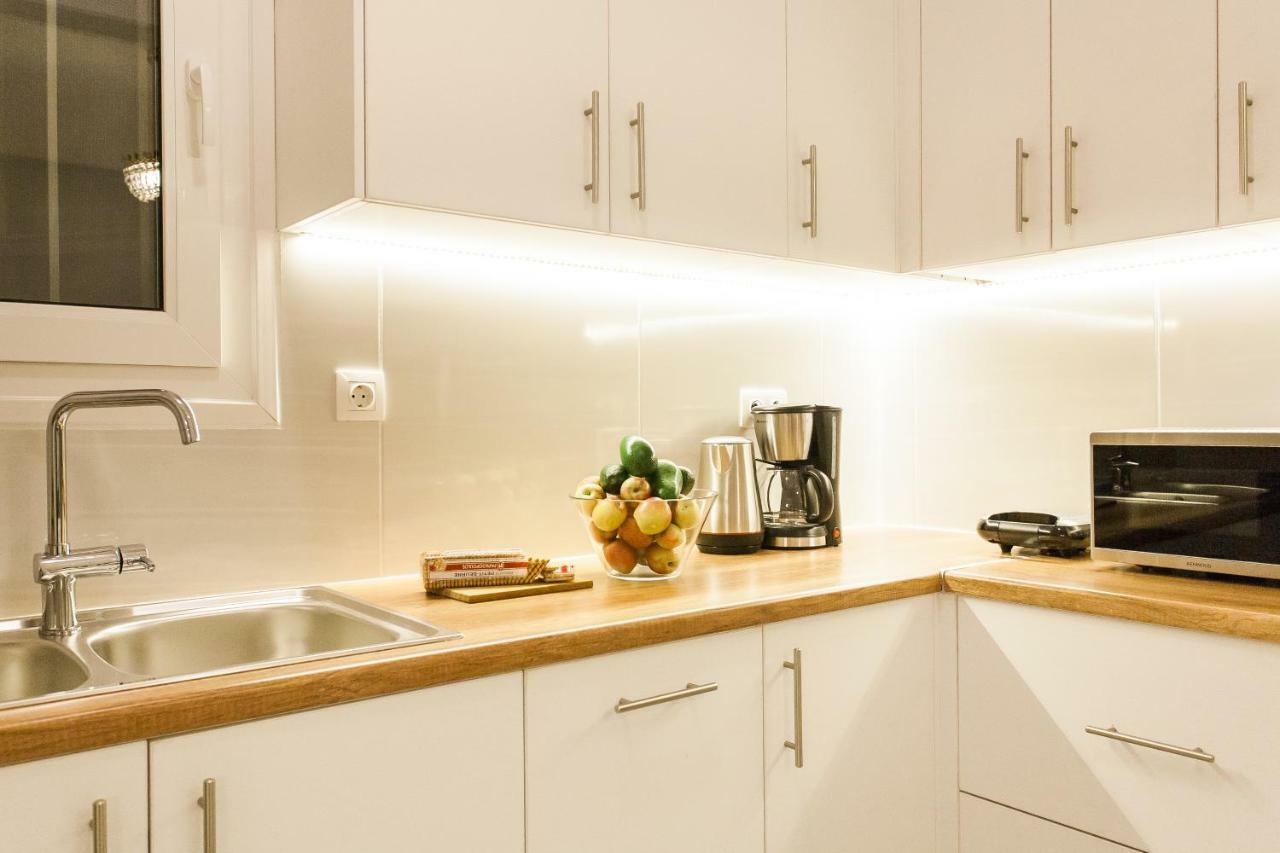 Classy And Stylish Private Apartment At Acropolis Museum Metro Station Athén Kültér fotó