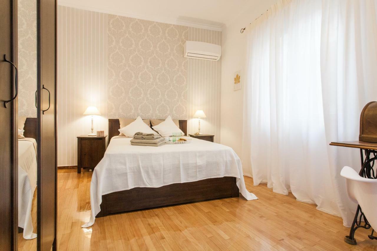 Classy And Stylish Private Apartment At Acropolis Museum Metro Station Athén Kültér fotó